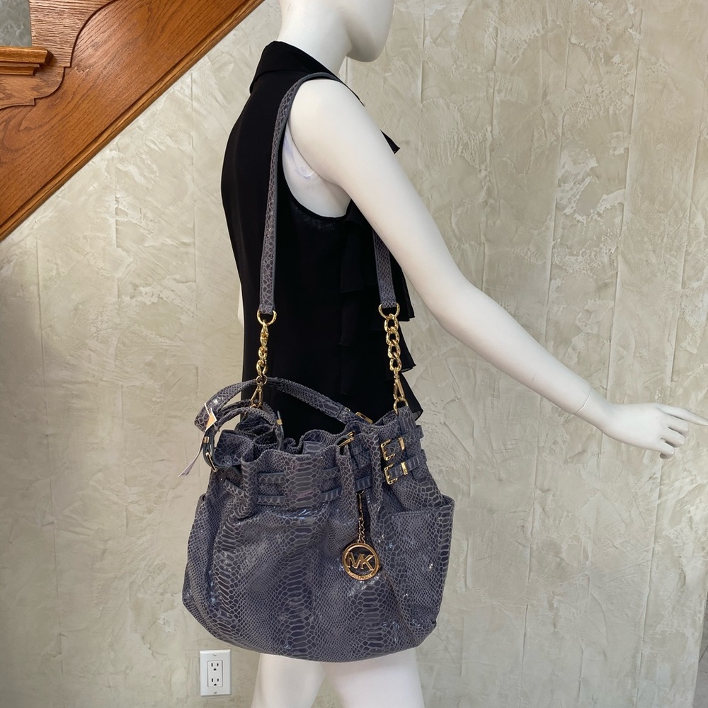 NWT Michael Kors Edie Genuine Leather Tote